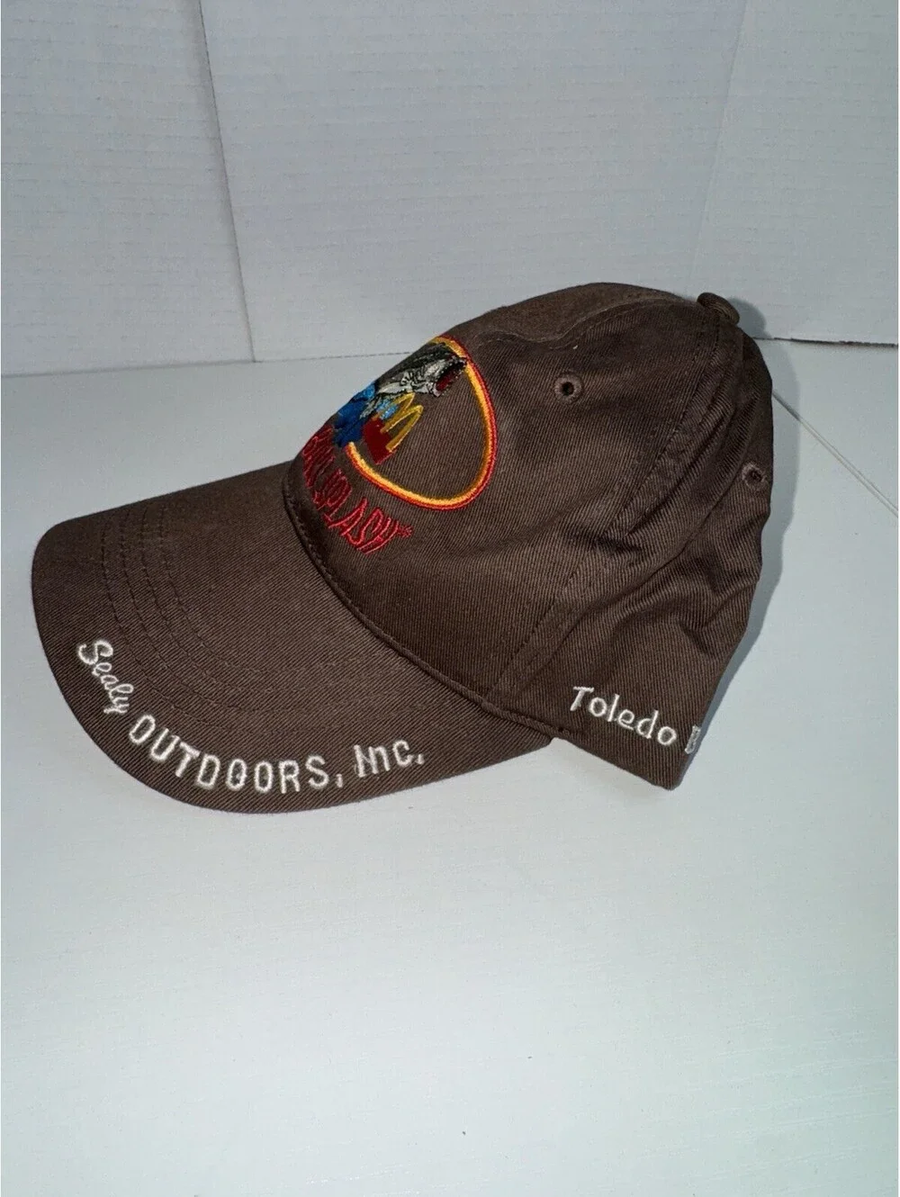 Big Bass Splash Fishing Fish McDonalds Sealy Outdoors Hat Brown Baseball Cap